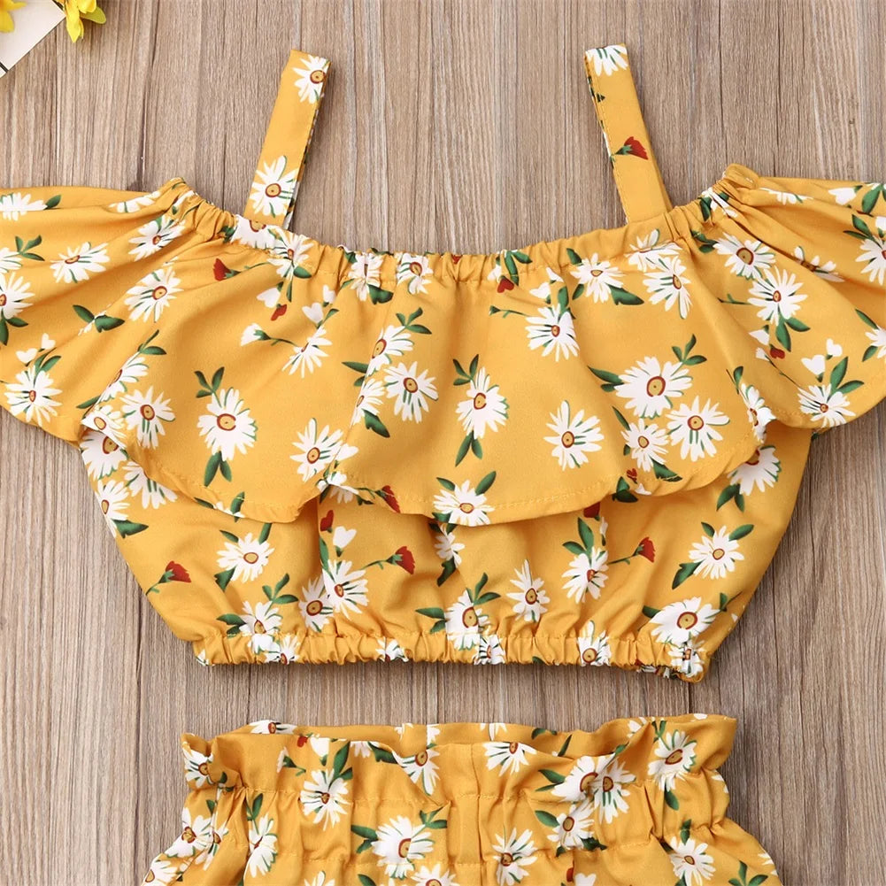 Conjunto Infantil Floral Top Ombro A Ombro Com Babado E Shorts