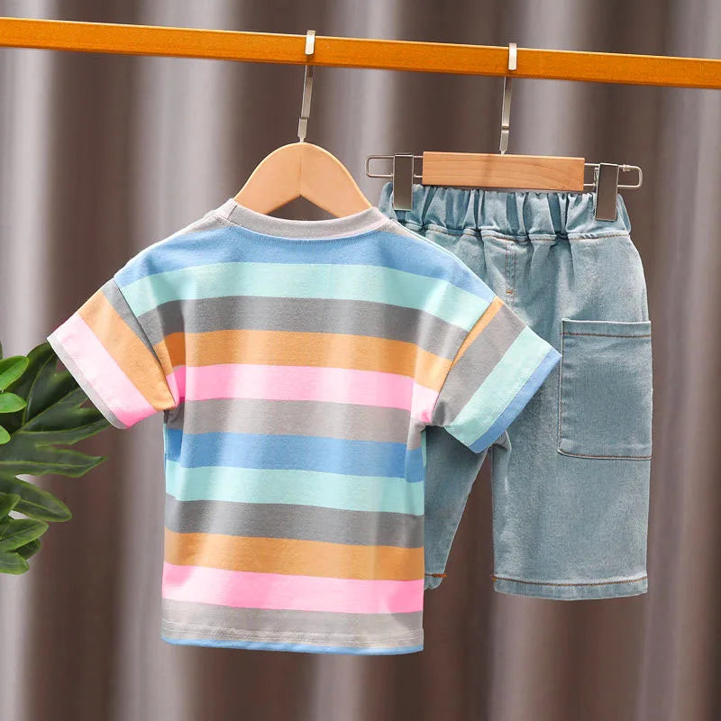 Conjunto Infantil Blusa Listras Coloridas E Bermuda Jeans