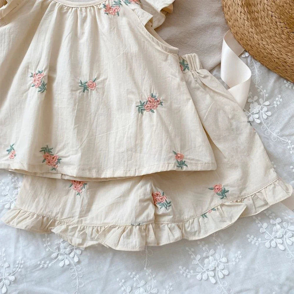 Conjunto Infantil Blusa Com Botões e Shorts Com Bordado De Flores