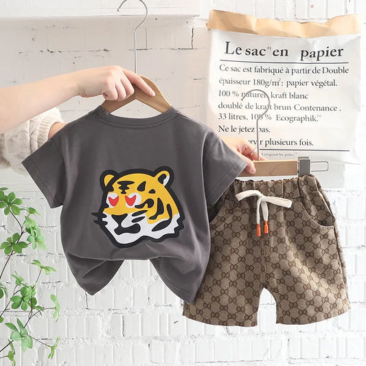 Conjunto Infantil Blusa Estampa Tigre E Bermuda Estampada