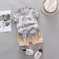 Conjunto Infantil Camisa Com Estampa De Folhagens E Bermuda